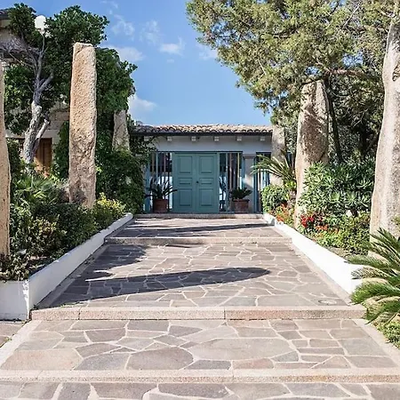 Villa Mare Blu - *
